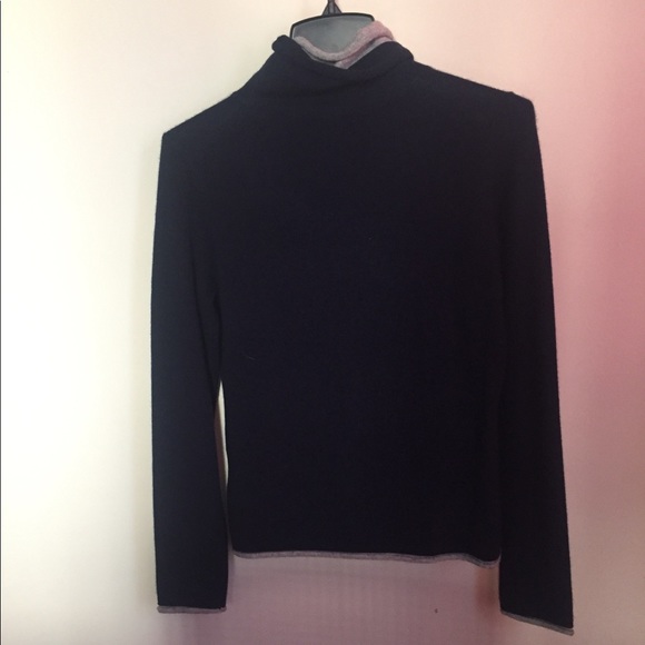 Sutton Studio Sweaters - Sutton Studio Cashmere Sweater-Small